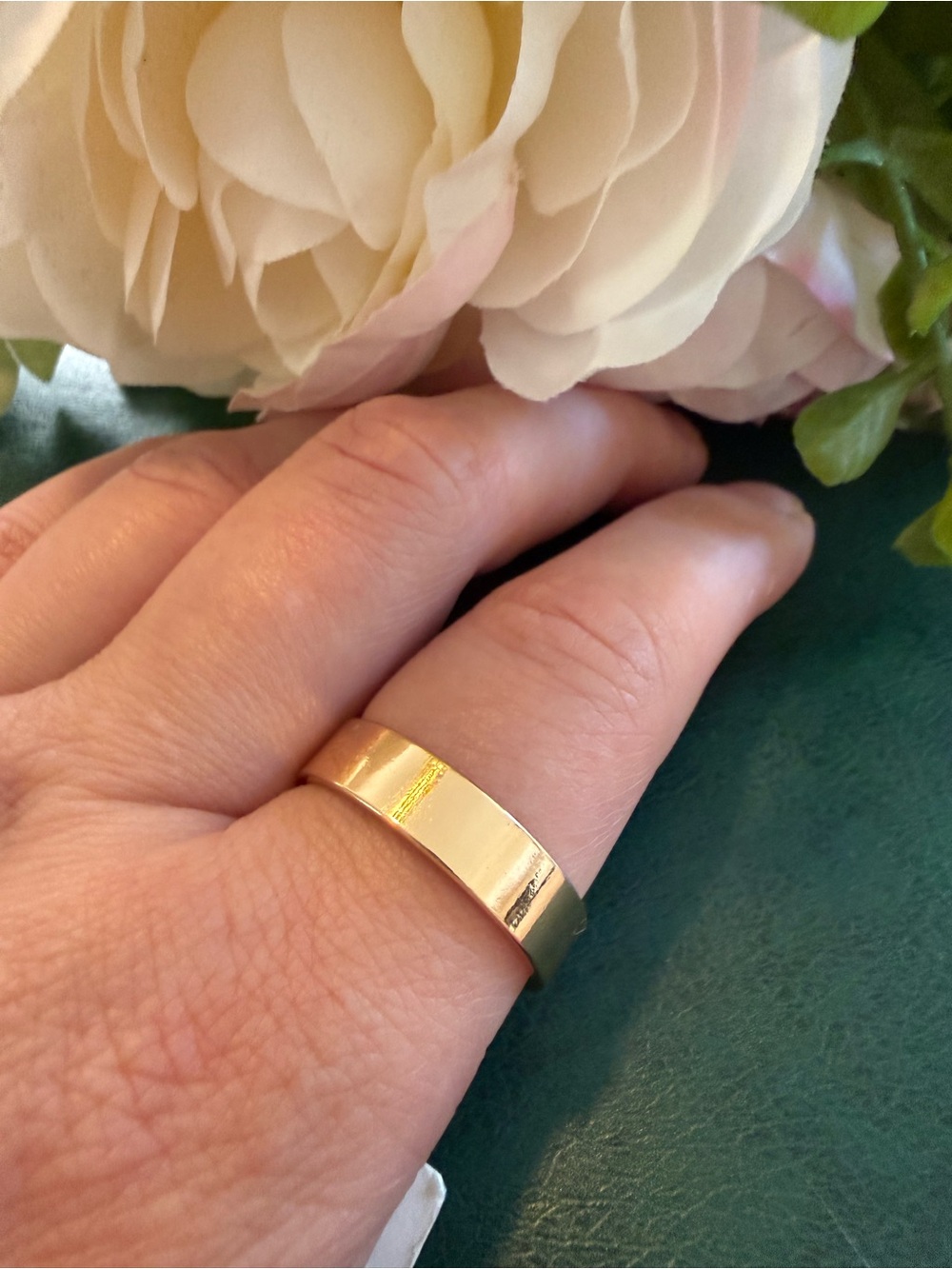 Men's Polished Gold Band Ring - Classic Gold Finish